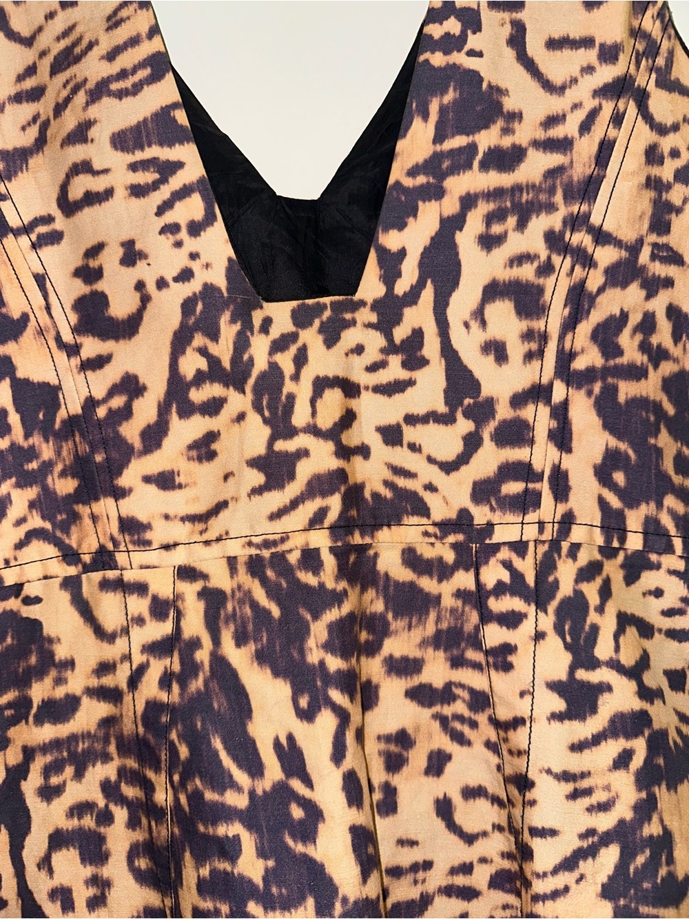 ANIMALE BRASIL Leopard Print V-Neck Bodycon Dress - Tan & Dark Brown M - Picture 4 of 15